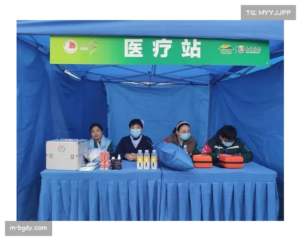 无锡高温赛事保障升级医疗点单日补水超3000瓶助力选手健康完赛 无锡高温赛事保障升级医疗点单日补水超3000瓶助力选手健康完赛