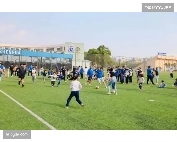 中超俱乐部积极开展公益活动 强化与社区互动提升形象