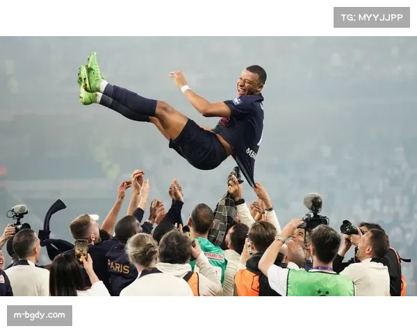 巴黎圣日耳曼客战摩纳哥前瞻:姆巴佩回归王子公园,争冠关键战役一触即发 巴黎圣日耳曼客战摩纳哥前瞻:姆巴佩回归王子公园,争冠关键战役一触即发